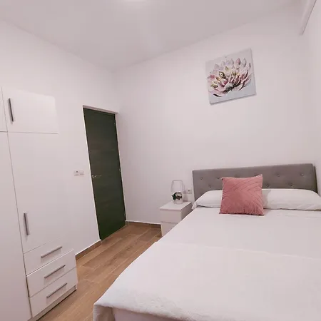 Rum i privatbostad Acogedora En Zona Tranquila